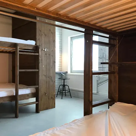 Loft Family Hotel 2*